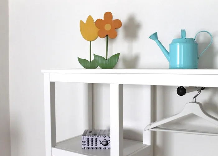 La Casetta Delle Ragazze Ribelli 게스트하우스 트라레고