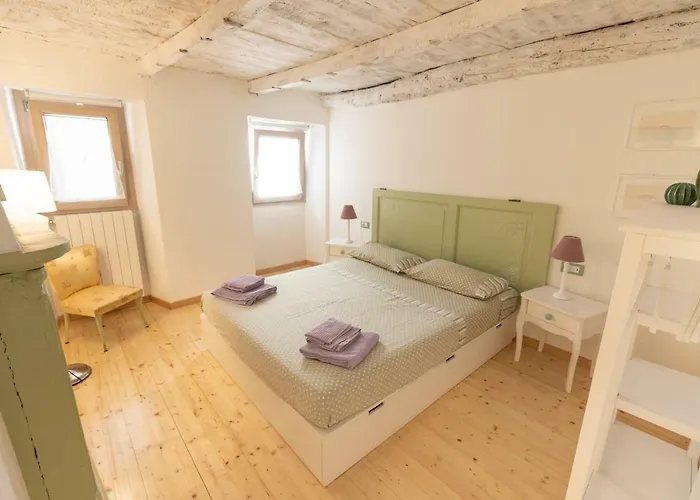 La Casetta Delle Ragazze Ribelli 3* Trarego